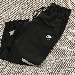 Nike reflective slushy cargo pants